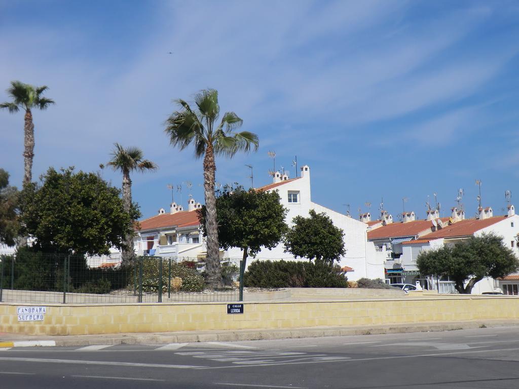 Casas Holiday - Playa La Mata 1 Torrevieja Dış mekan fotoğraf